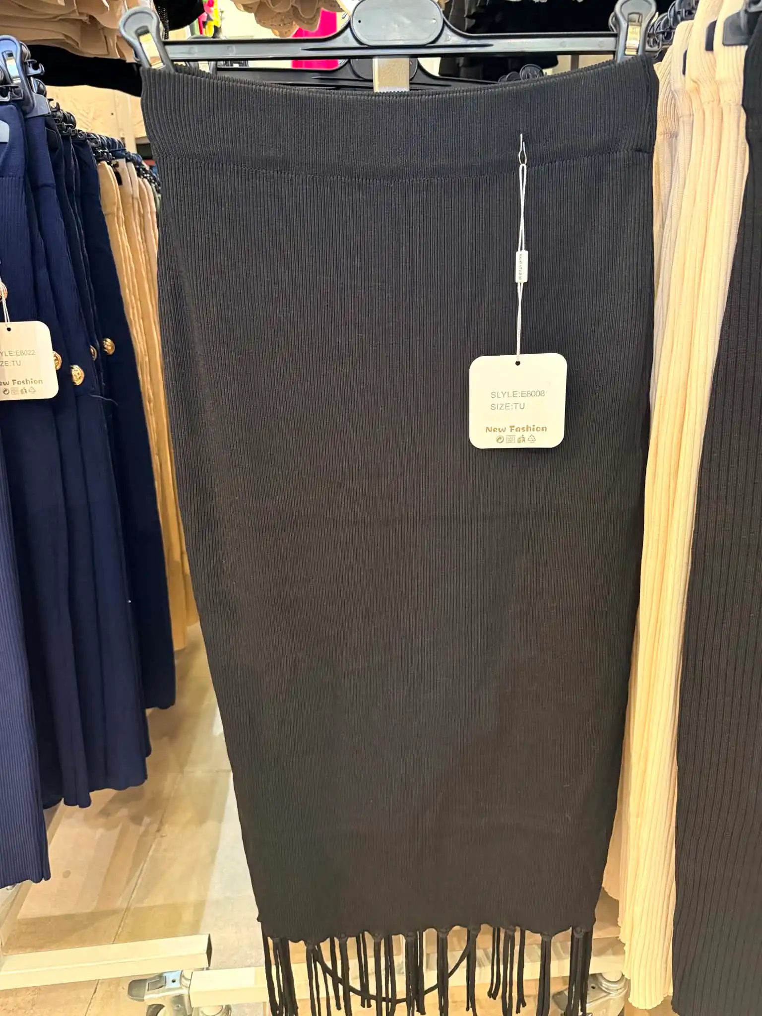 Pletená puzdrová sukňa