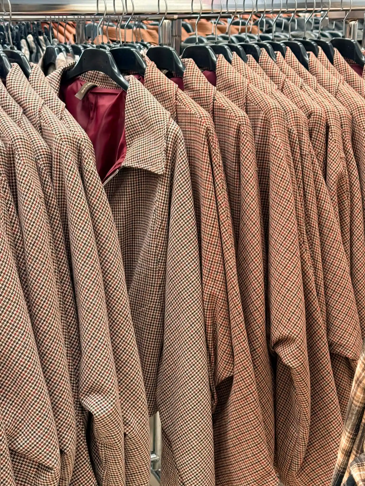 Krátka bunda na zips