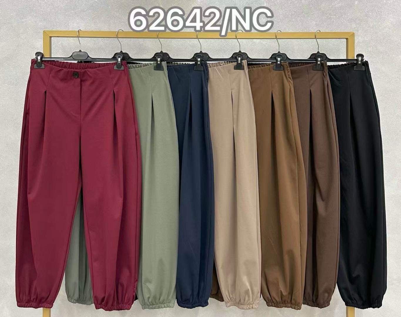 Jogger nohavice s plisami