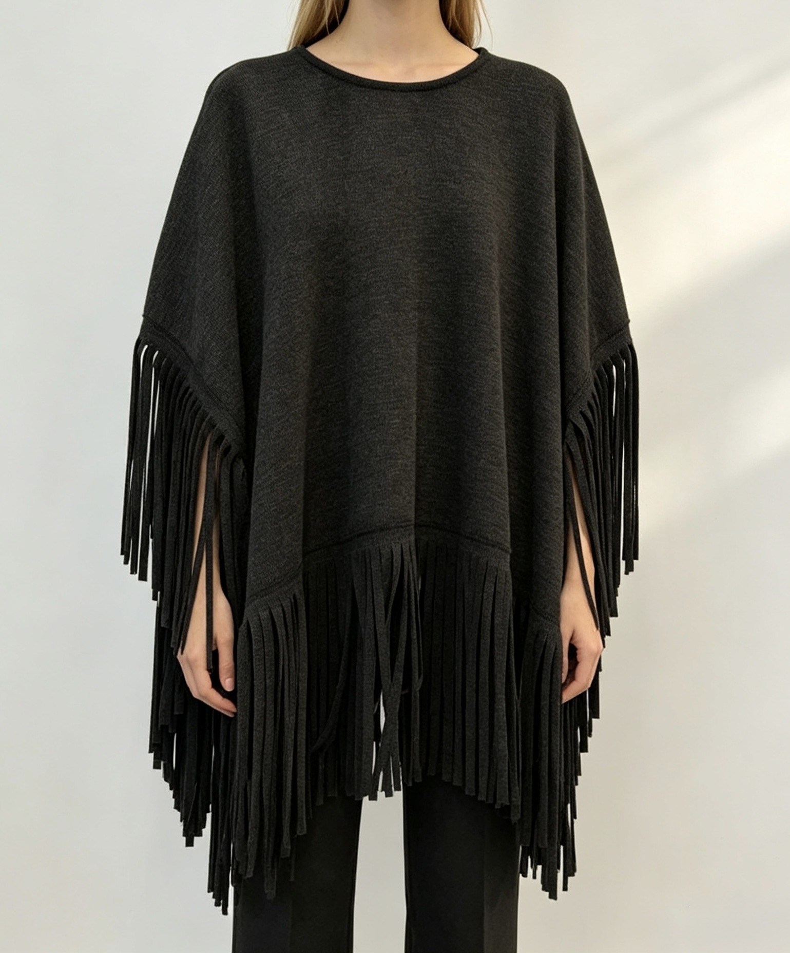 Oversized tuniková blúzka s strapcami