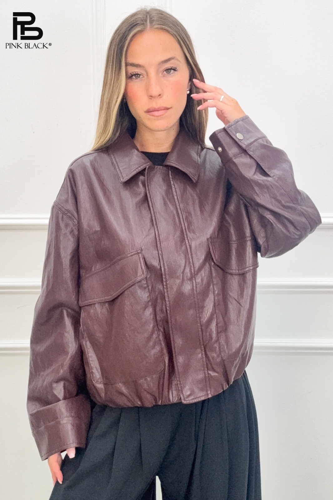 Oversized bunda s golierom