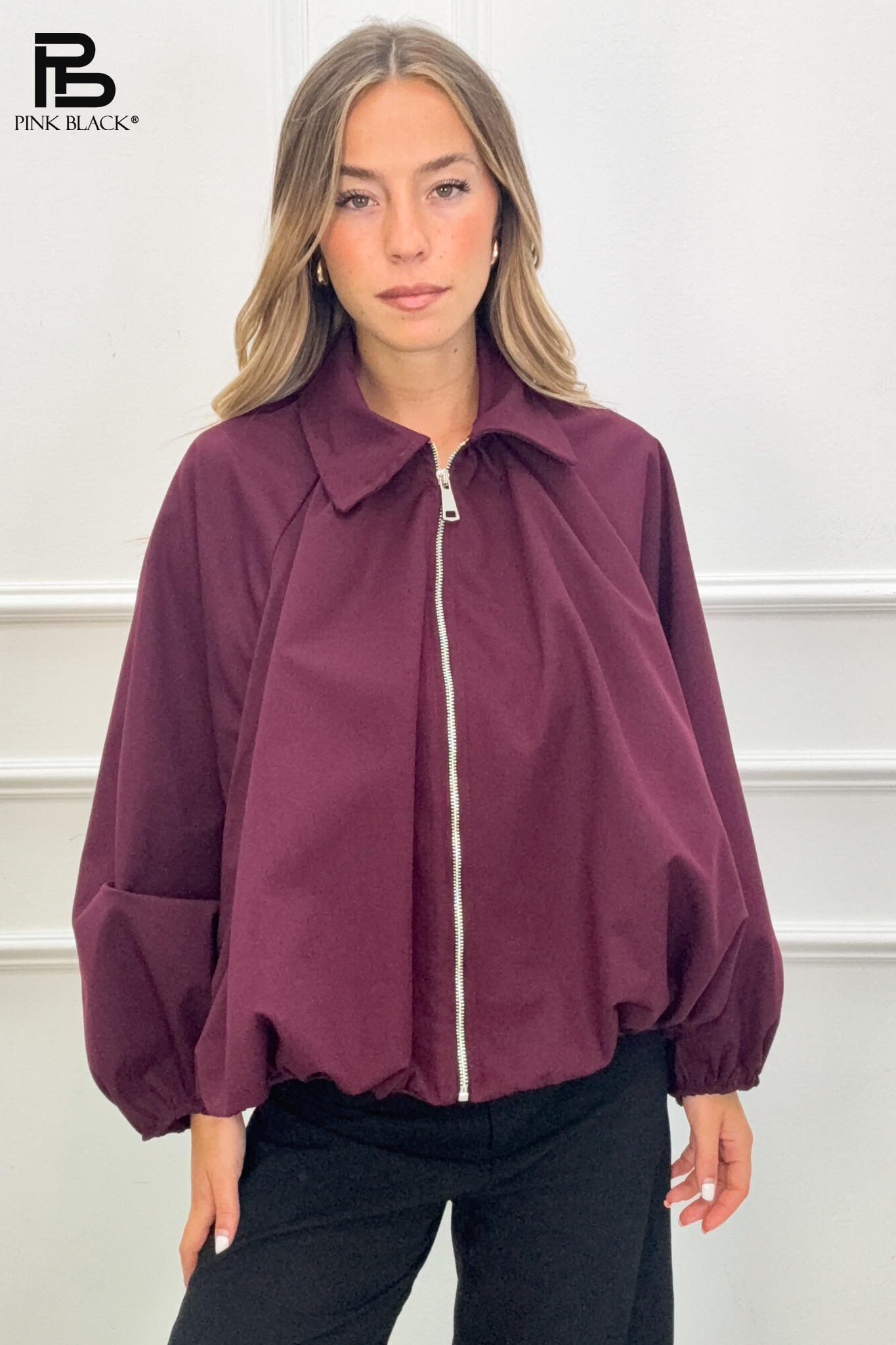 Oversized bunda s golierom