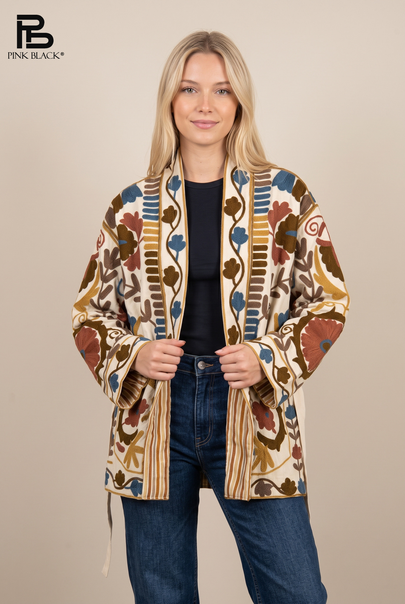 Kimono bunda so zaväzovaním