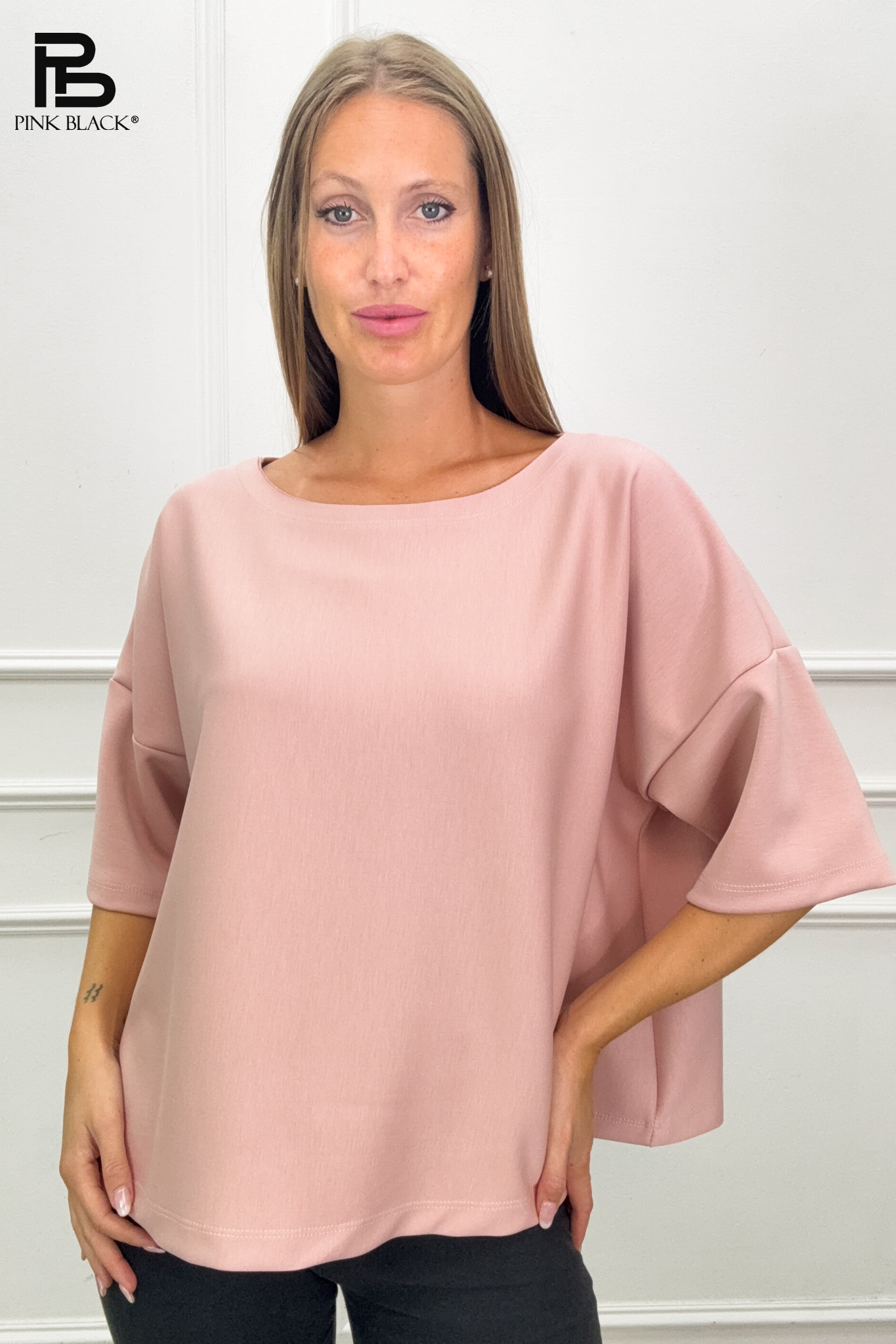 Oversize top s lodičkovým výstrihom