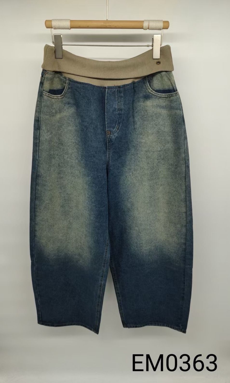 Džínsy wide‑leg s elastickým pásom