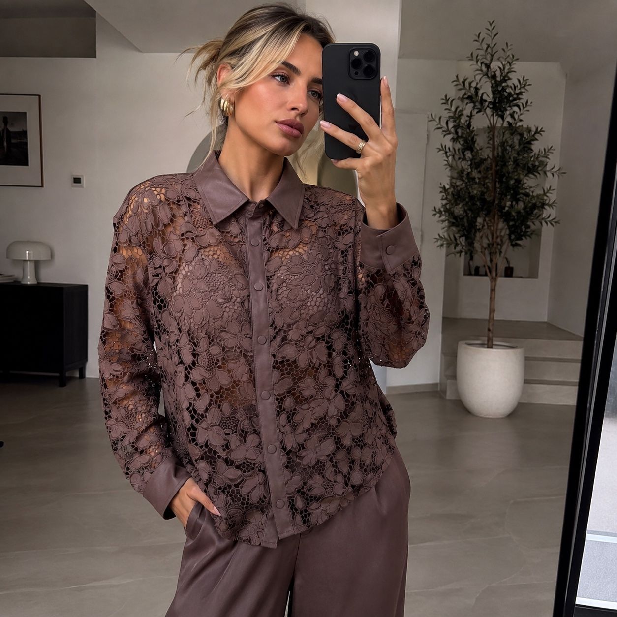 Kvetinová Ažúrová Košeľa