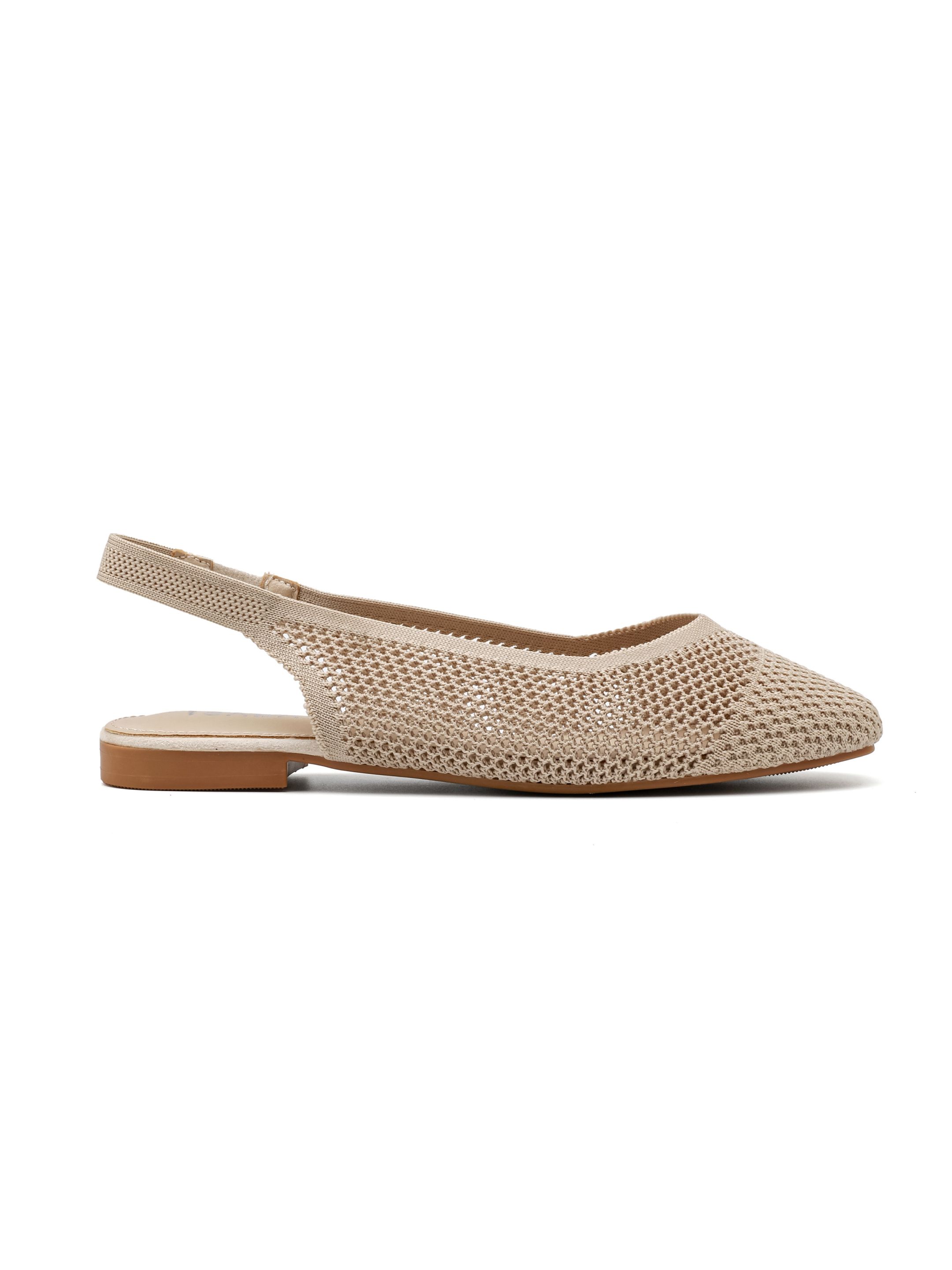 Ažúrové baleríny so slingbackom