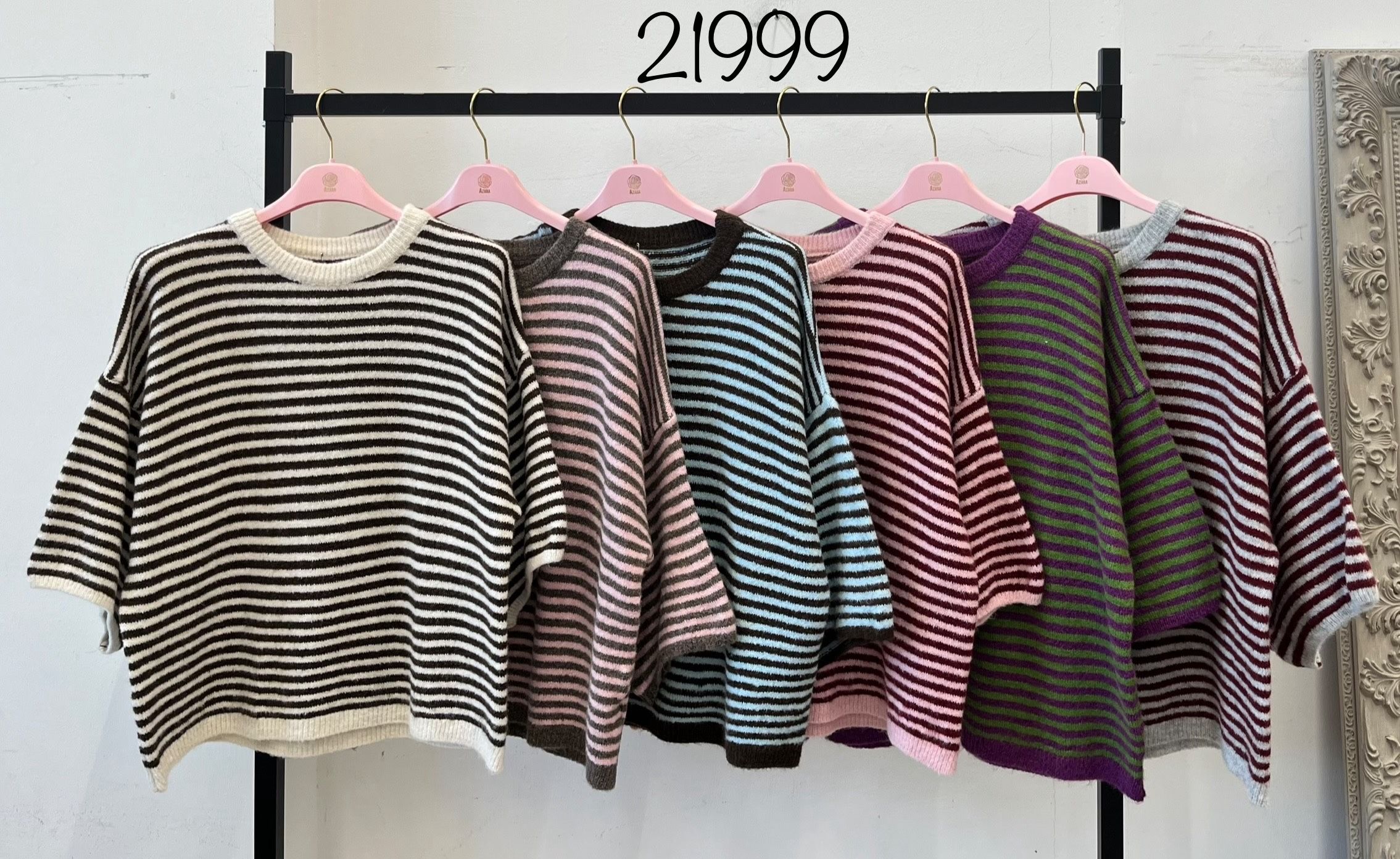 Oversize sveter po boky