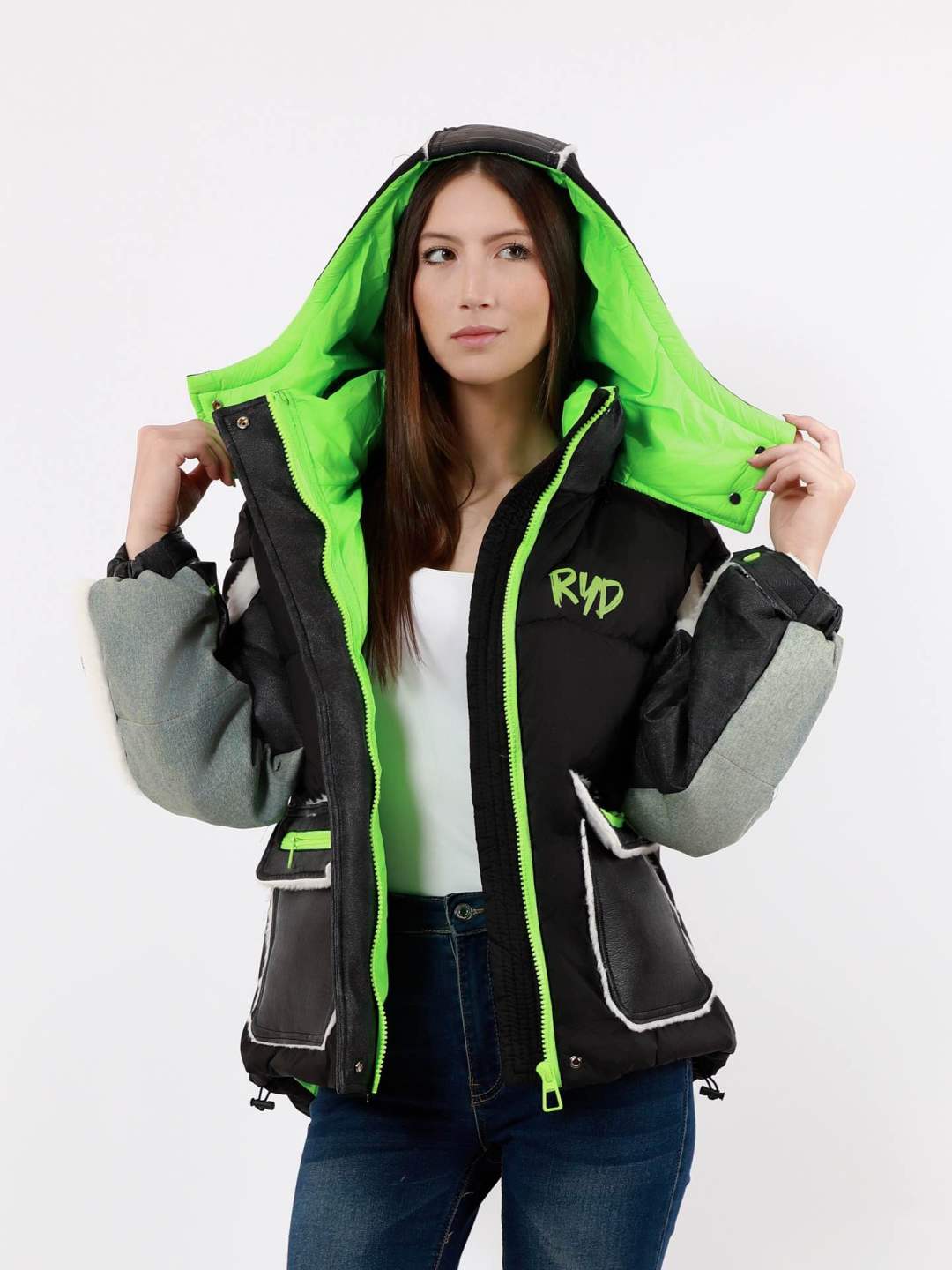 Oversized bunda s kapucňou