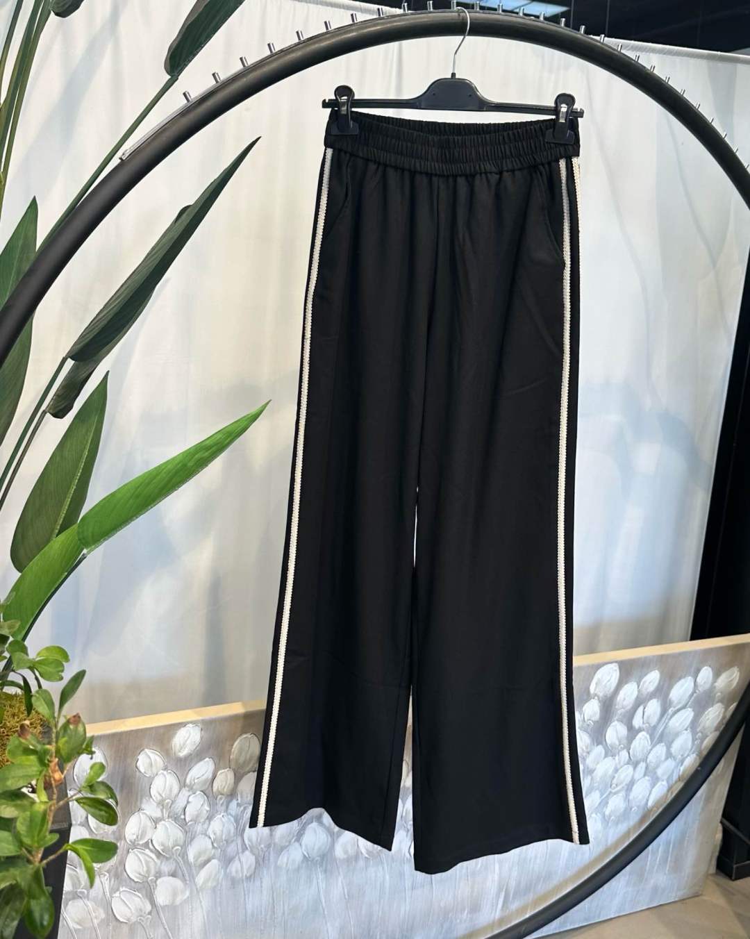 Nohavice Wide Leg s Lampasmi