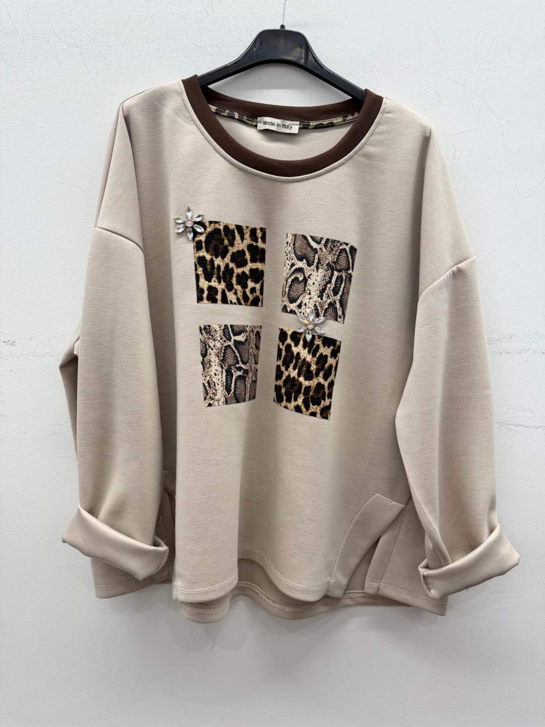 Oversize mikina s aplikáciou
