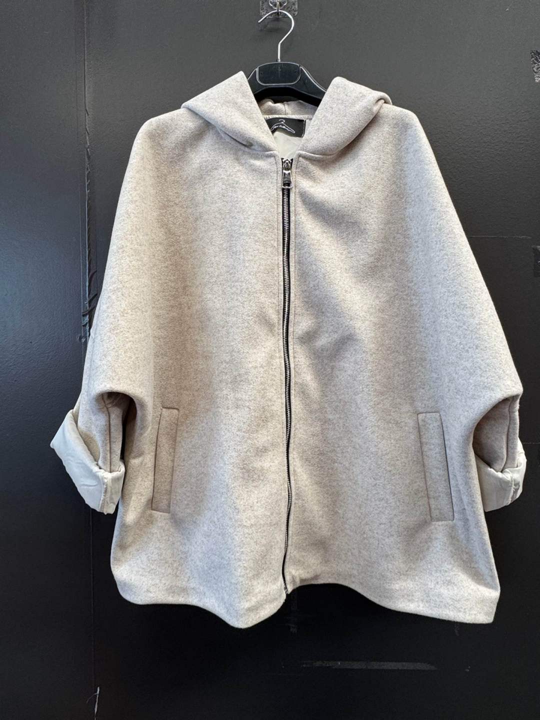 Oversize kabát s kapucňou