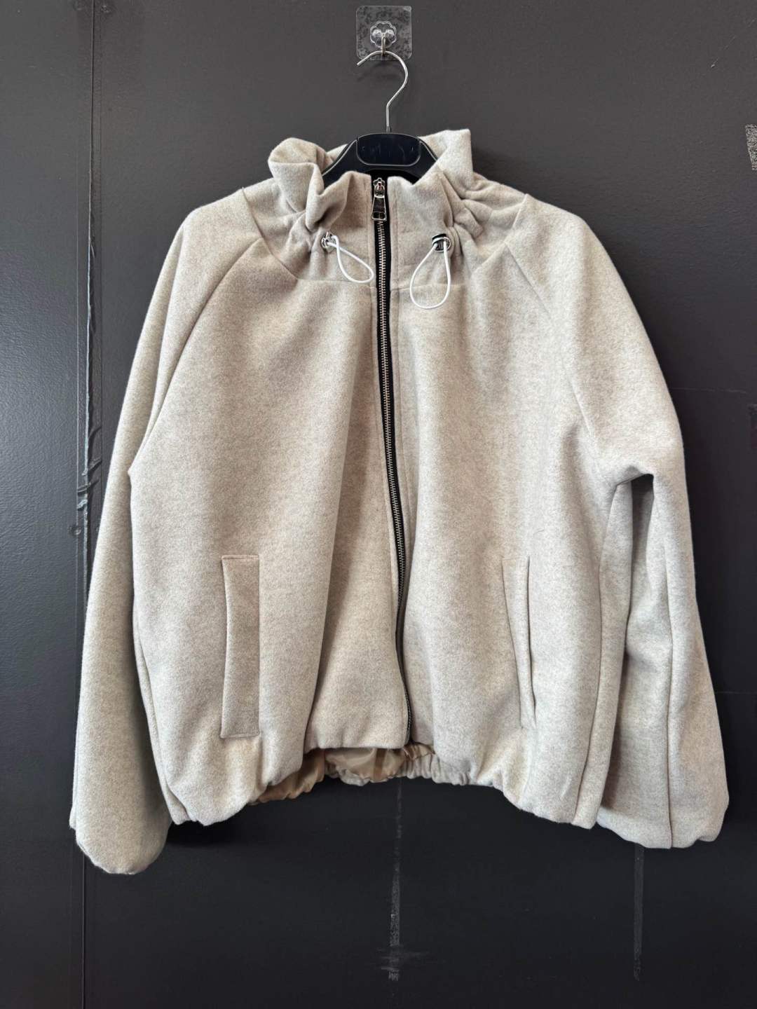 Bomber bunda s vysokým rolákovým golierom