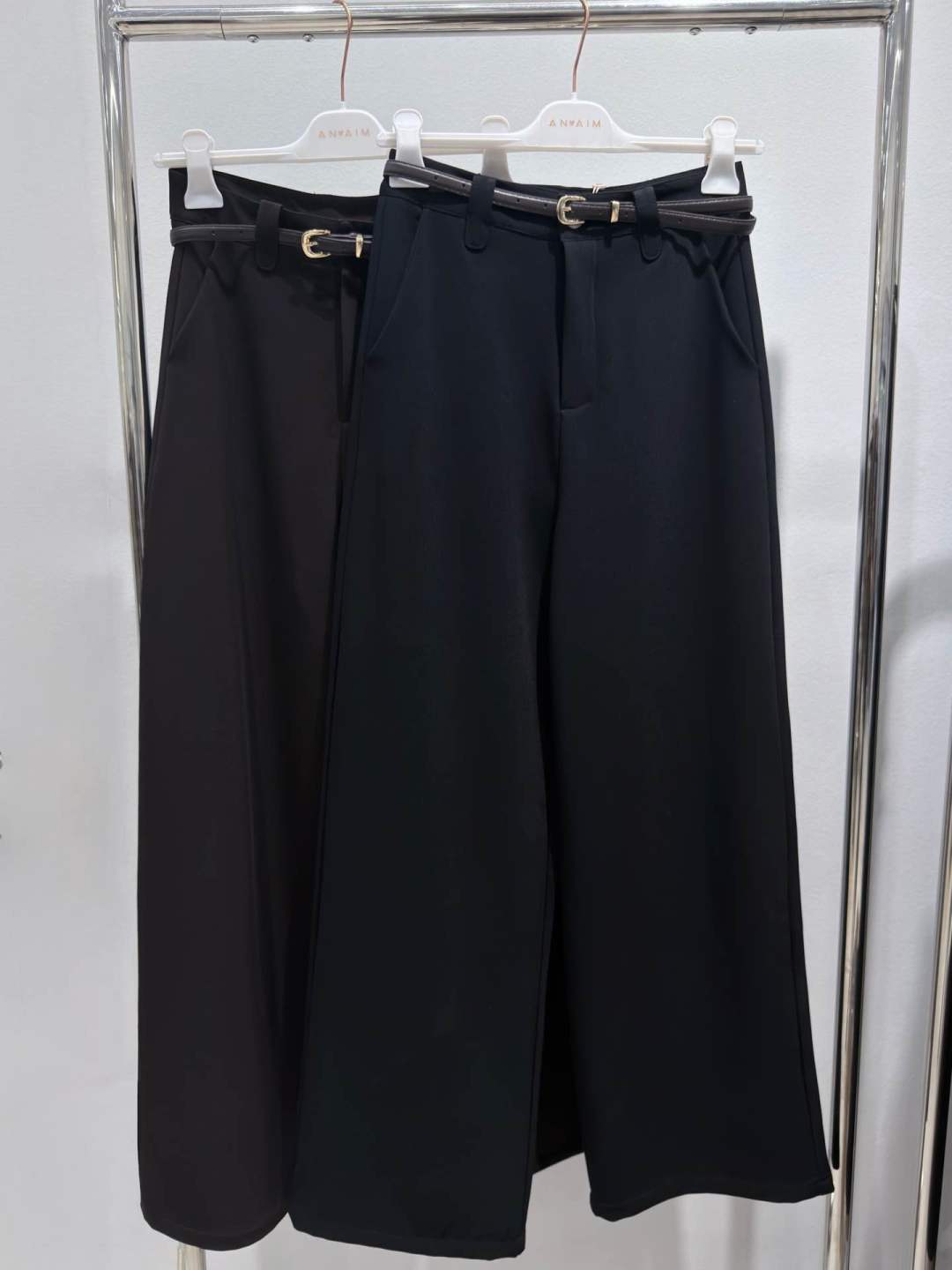 Nohavice Wide Leg s Vysokým Pásom