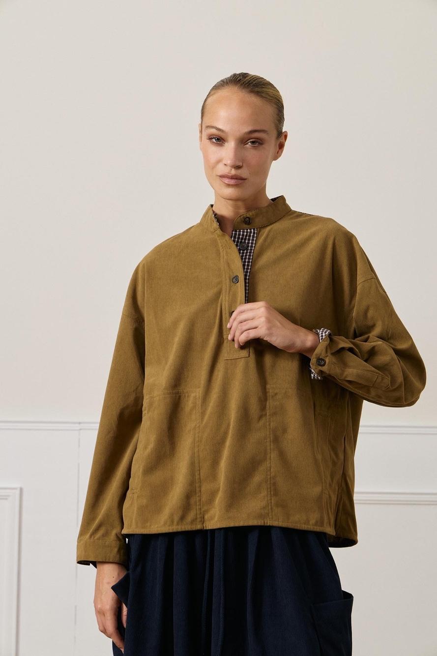 Oversized blúzka so stojáčikom