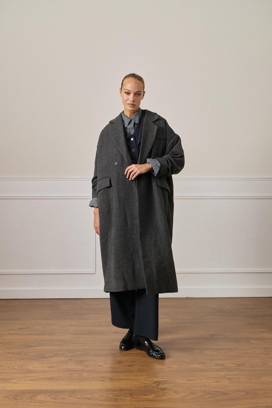 Oversized kabát rovného strihu
